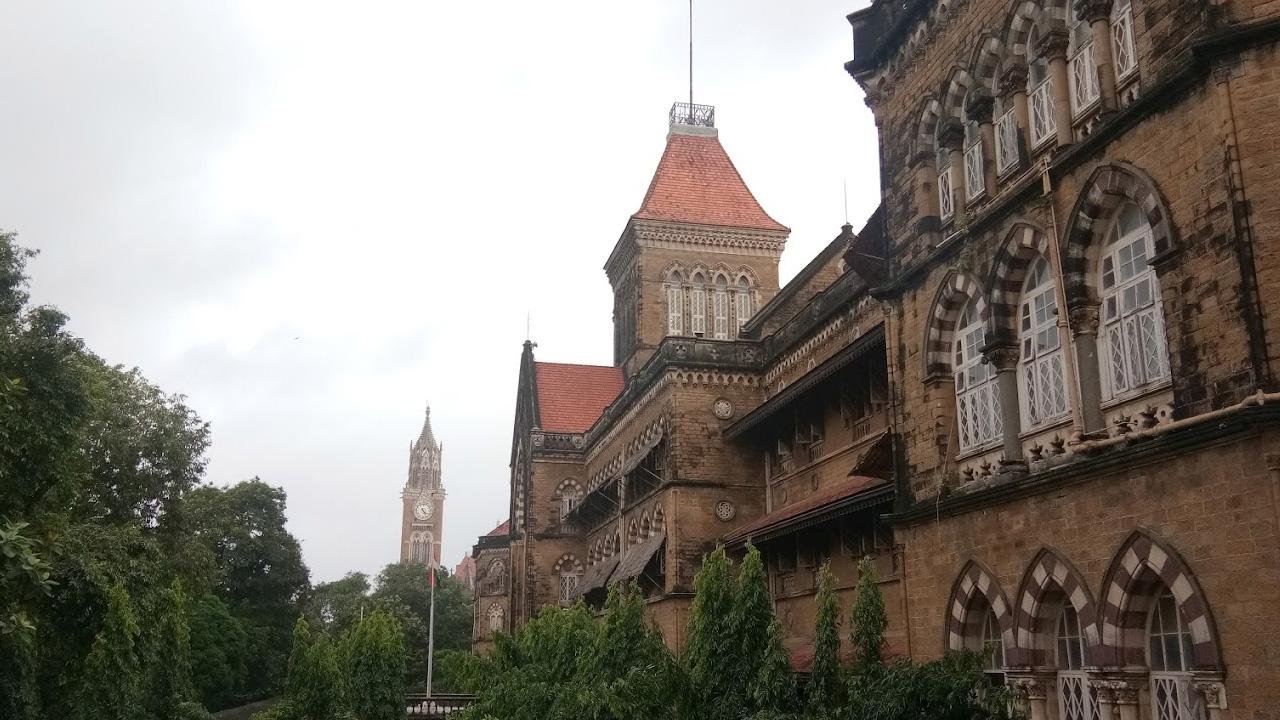 Legal documents and consultation representing correct court jurisdiction for filing a succession certificate in Mumbai